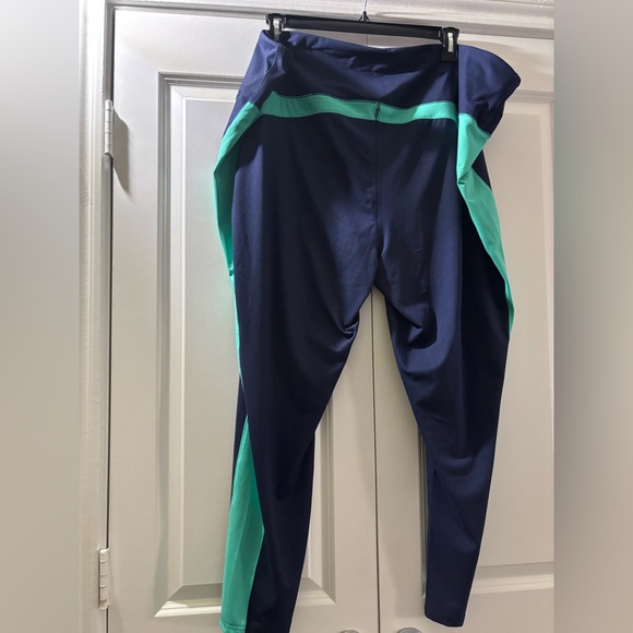 Belle by Kim Gravel Navy Leggings - Picture 4 of 5